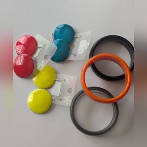 Ardene Earring And Bangle Bundle